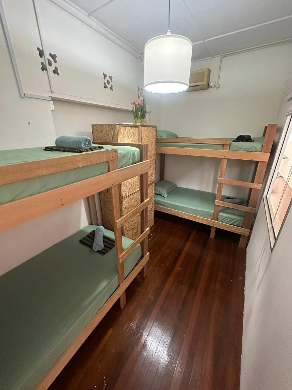 Spot On 90898 Kasturi Alley Guest House & Cat Hotel Malacca Exterior foto